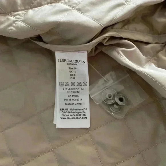Ilse Jacobsen Packable Quilted Hooded Bomber Jacket Cream Size US 6 Minimalist - Picture 12 of 16
